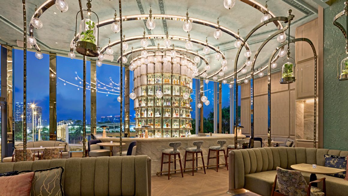 Argo Bar at Four Seasons Hong Kong