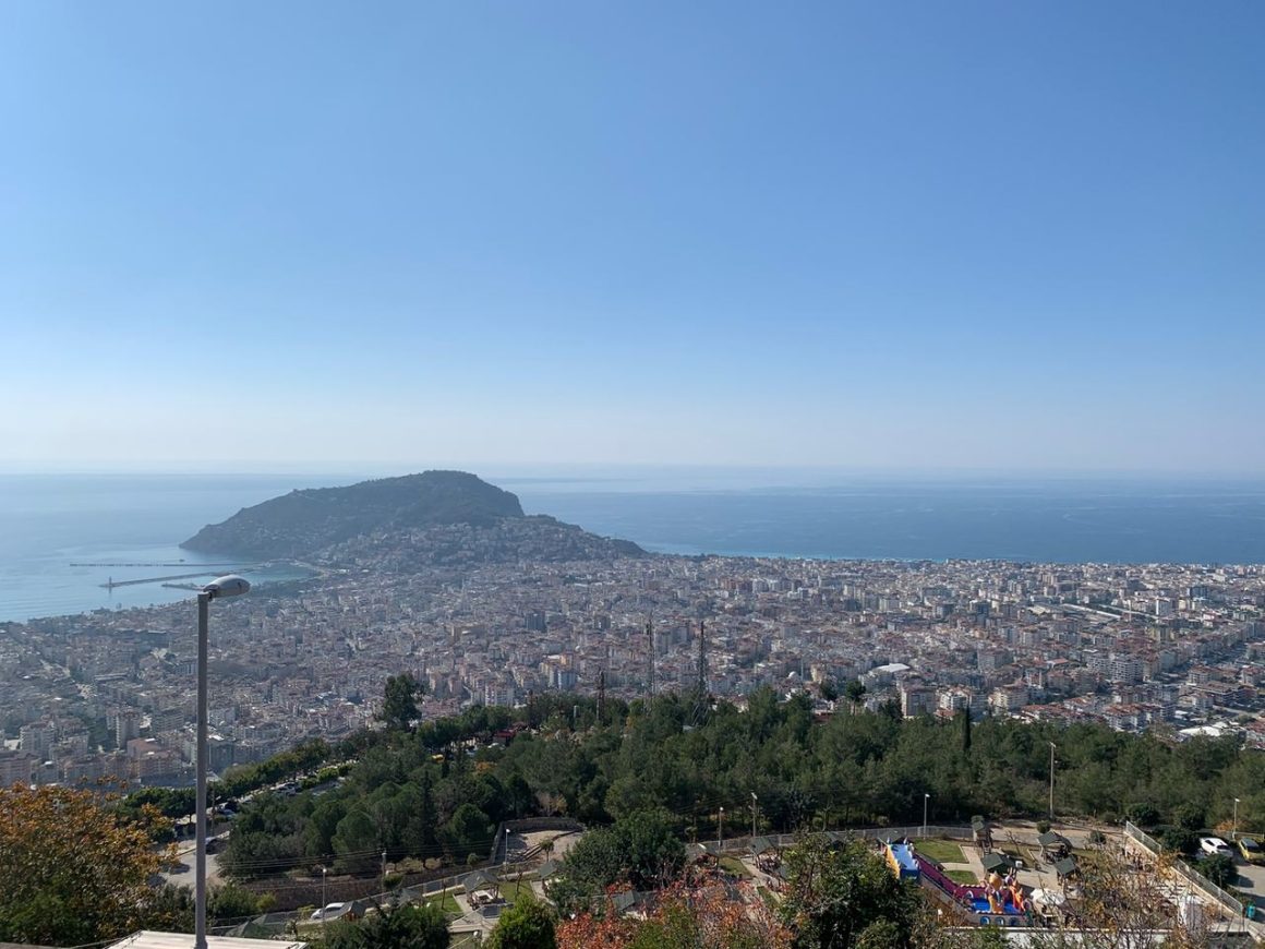 Breakfast in Alanya with city view