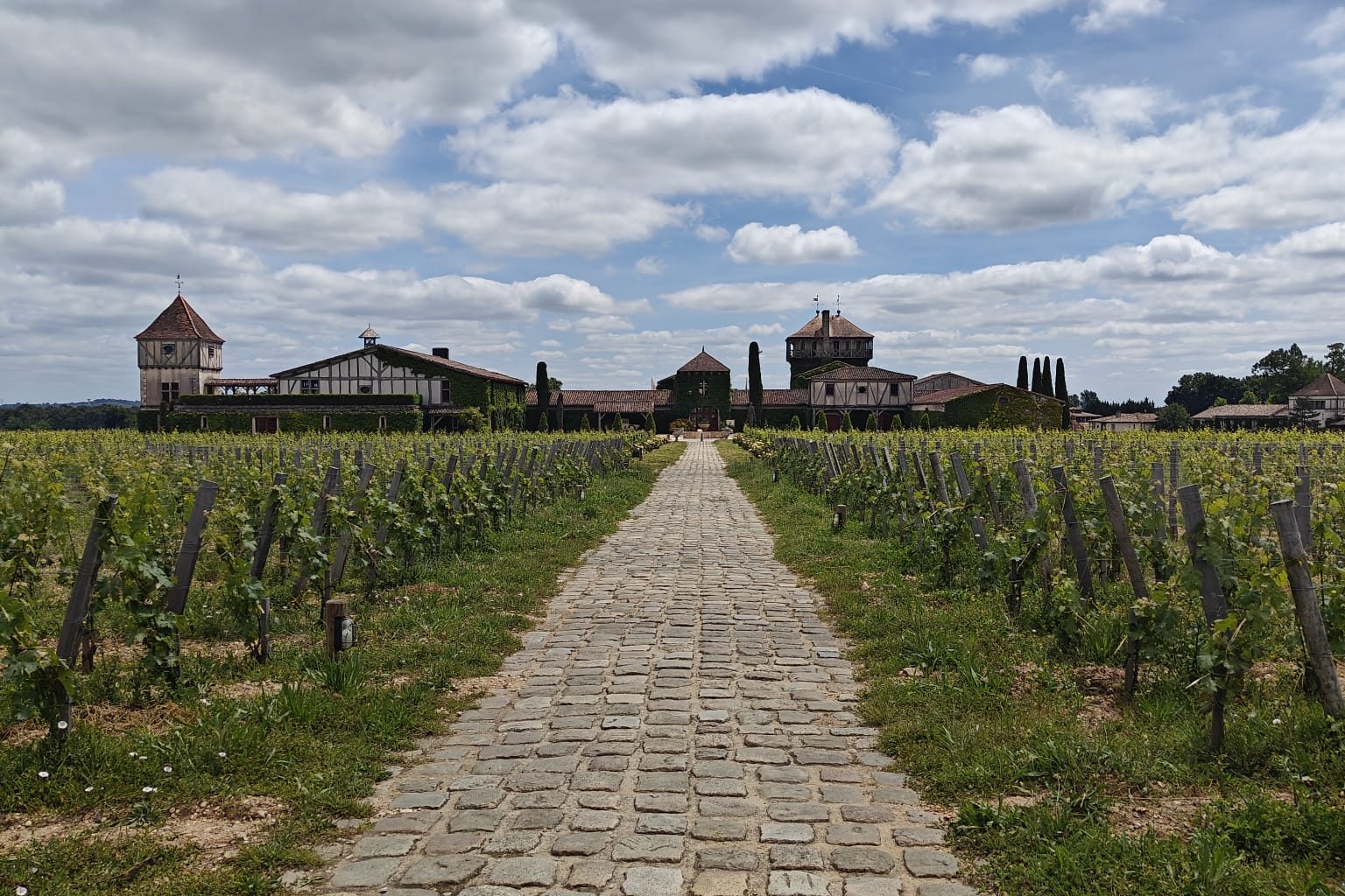 Castles to rent in Europe and Chateaux