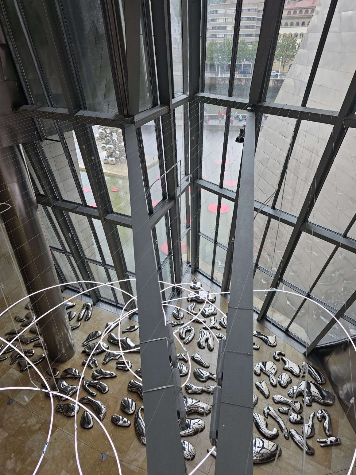 Guggenheim Museum bilbao exhibition