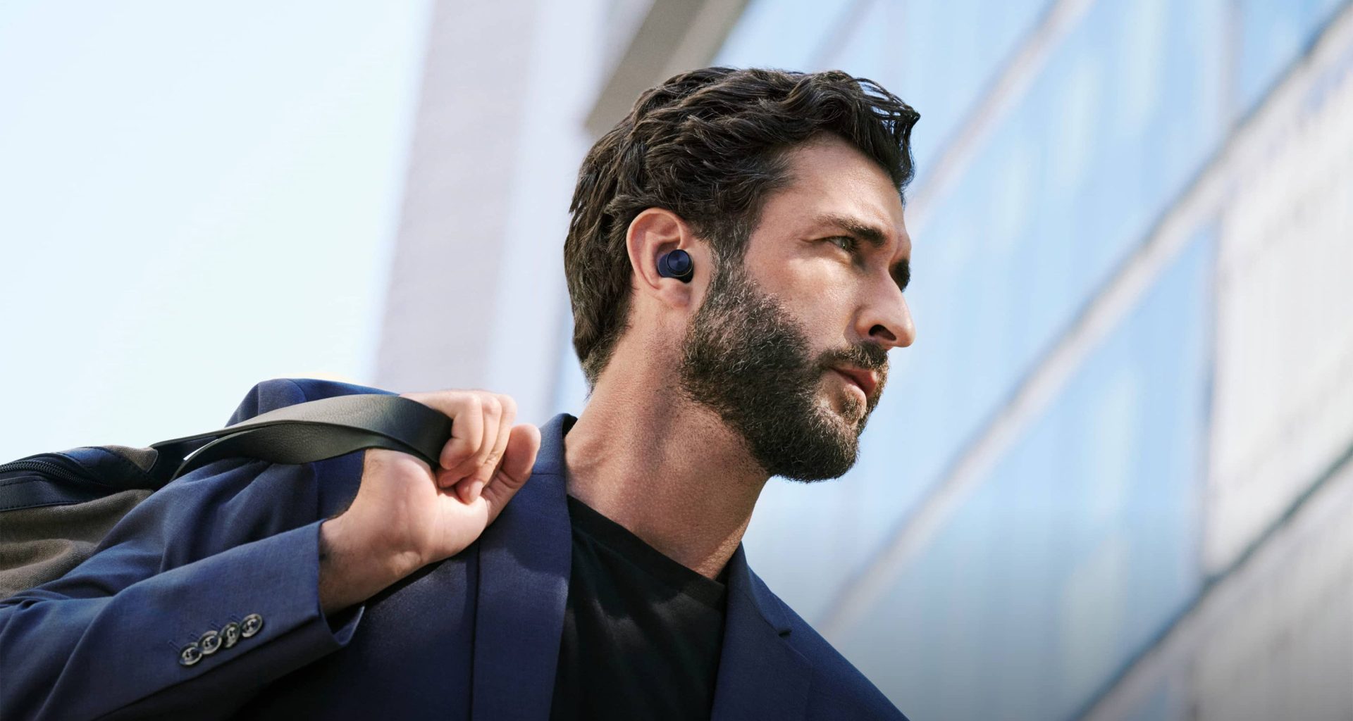 Best Noise-Canceling Earbuds to Travel