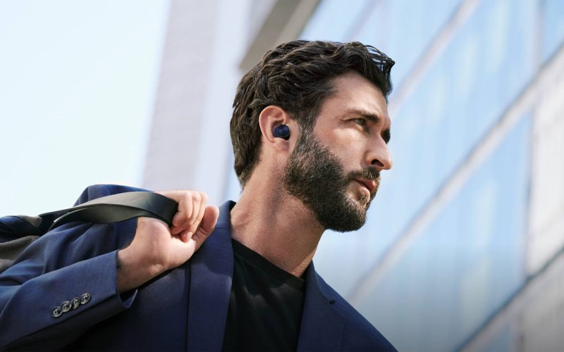 Best Noise-Canceling Earbuds to Travel
