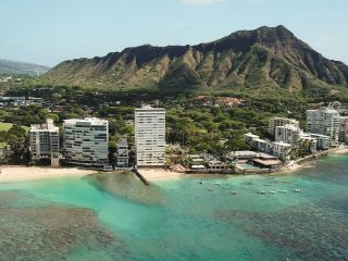 Places to Stay and Surf in Waikiki