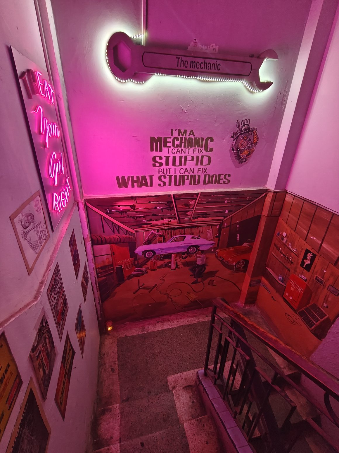 Mechanic - Кофейня и коктейль-бар Saigon Bars