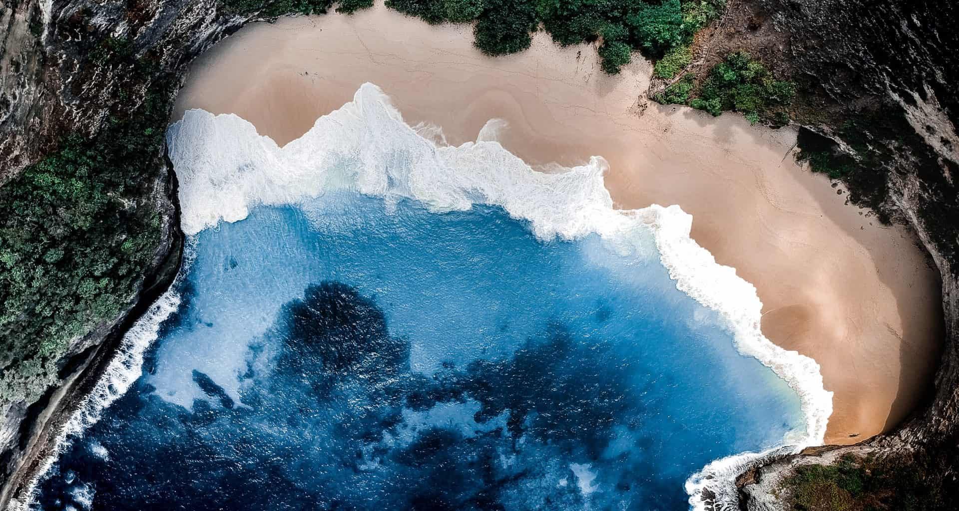 Indonesia Surfing Guide