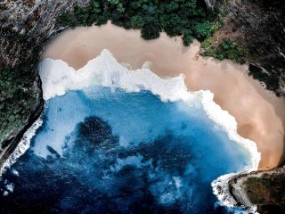 Indonesia Surfing Guide