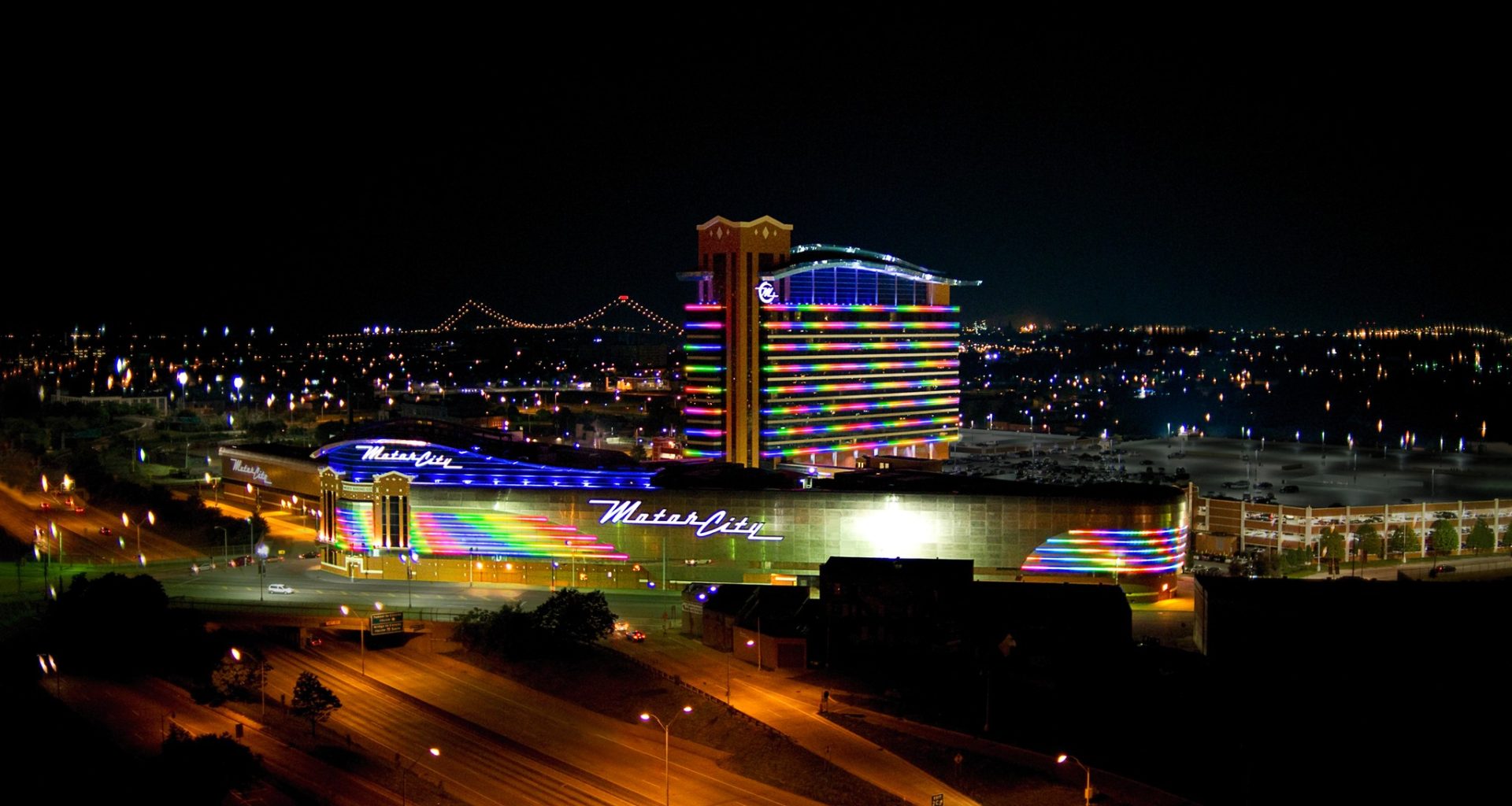 Where to Play Slots and Bet on Sports in Michigan