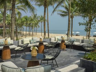 sol og sao four seasons hotellet i Nam Hai Vietnam
