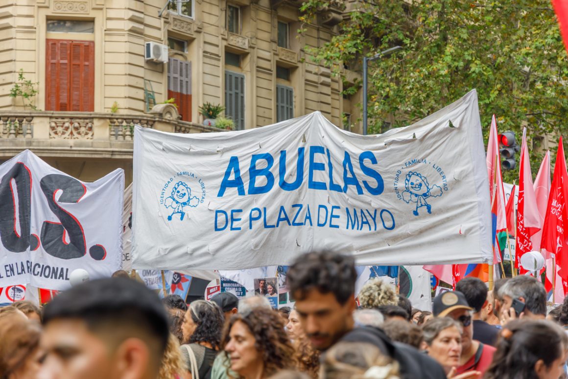 Flag of the Grandmothers of Plaza de Mayo at the demonstration for Memorial Day in Buenos Aires.