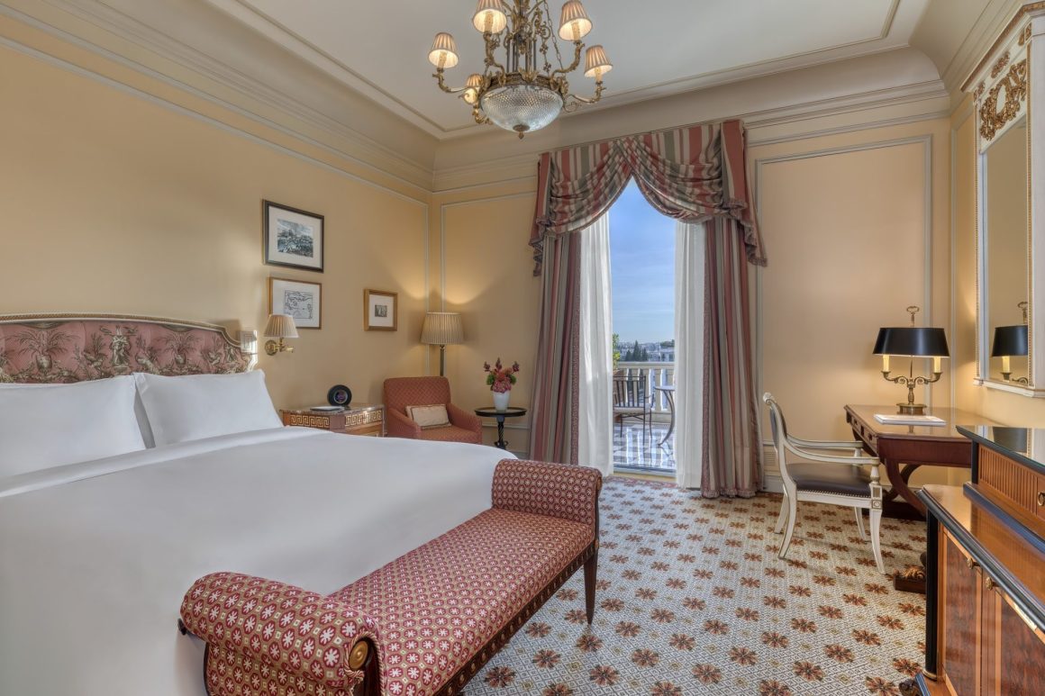 Hotel Grande Bretagne, Athens