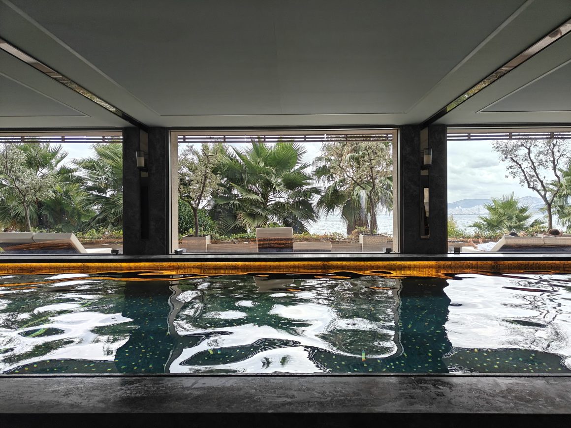 Princes' Palace Hotel Istanbul Indoor Swimming