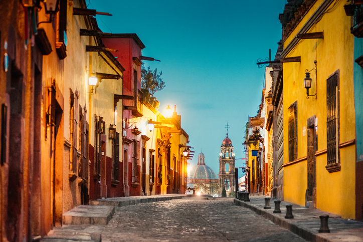 Street scene of San Miguel de Allende at night, Mexico