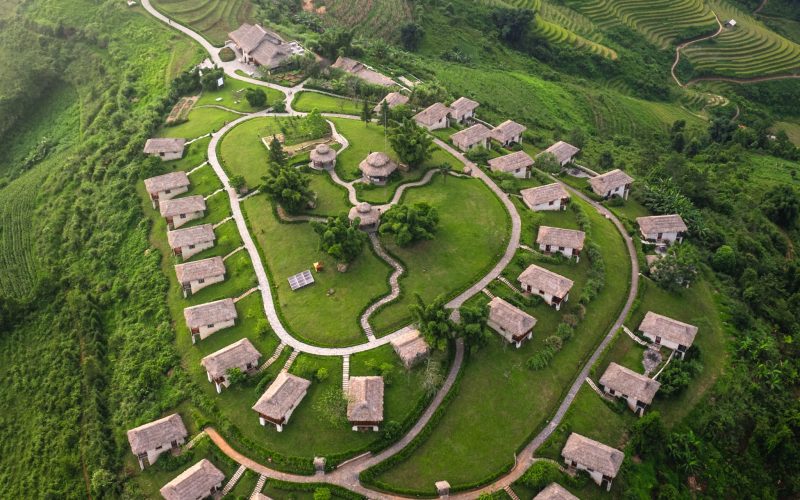 Eco-Resorts with Jungle Views