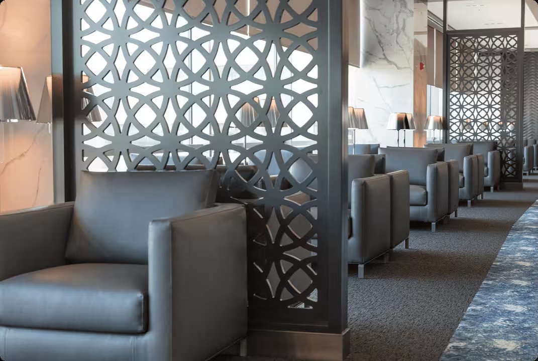 United Polaris Lounge Newark Liberty