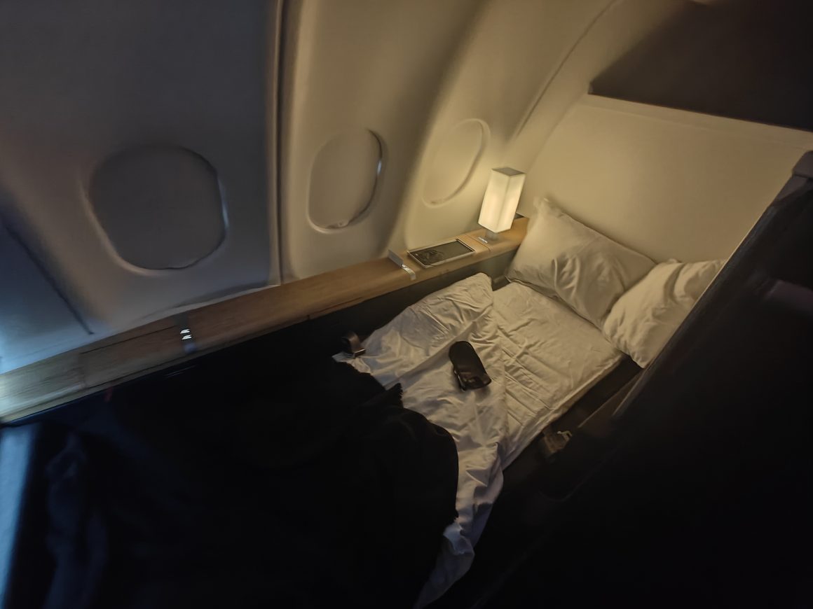 top-tier business cabins with doors