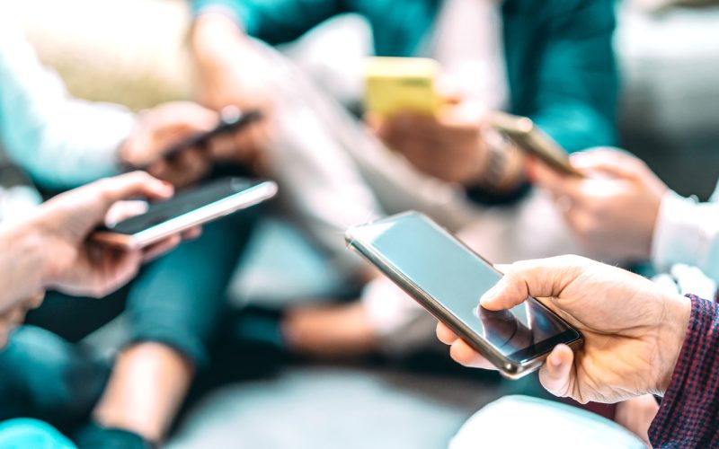 placing bets on mobile phone apps in the USA