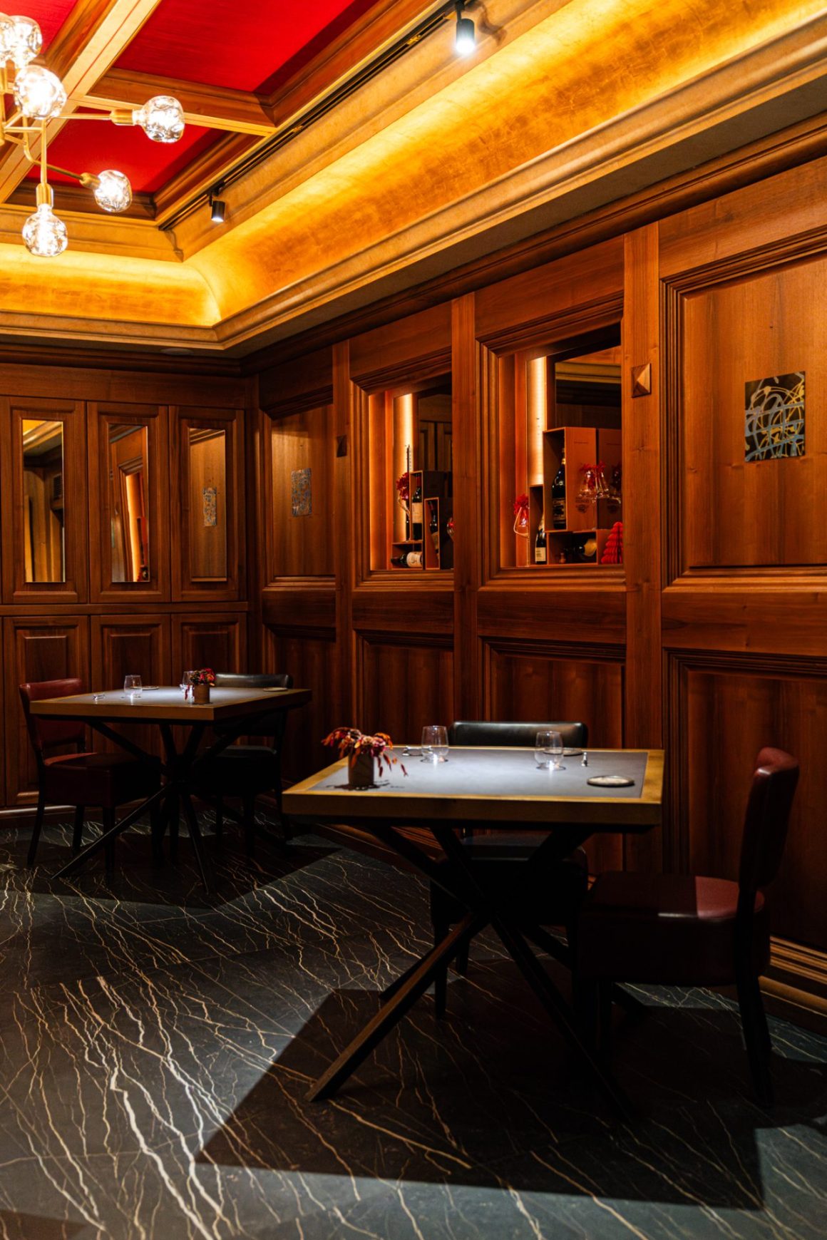 Achilli al Parlamento interior