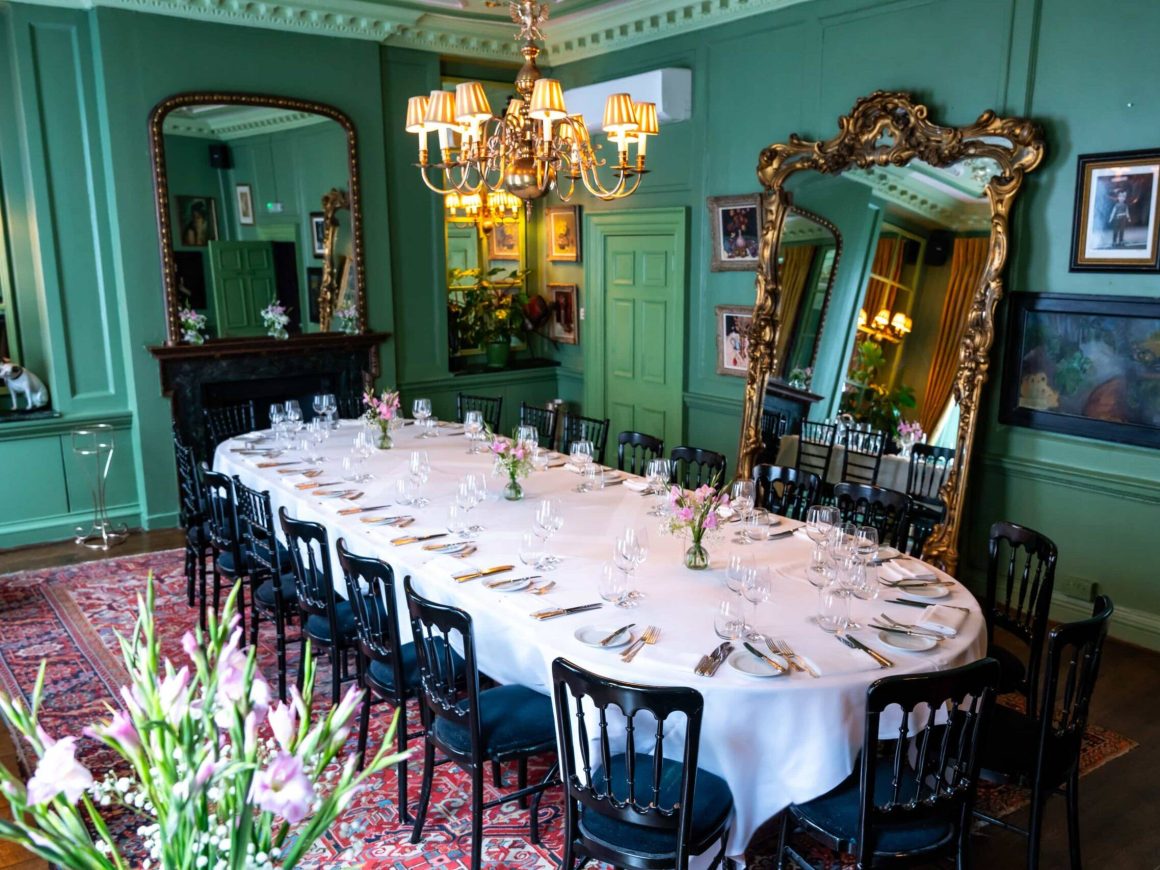 L'Escargot Restaurant