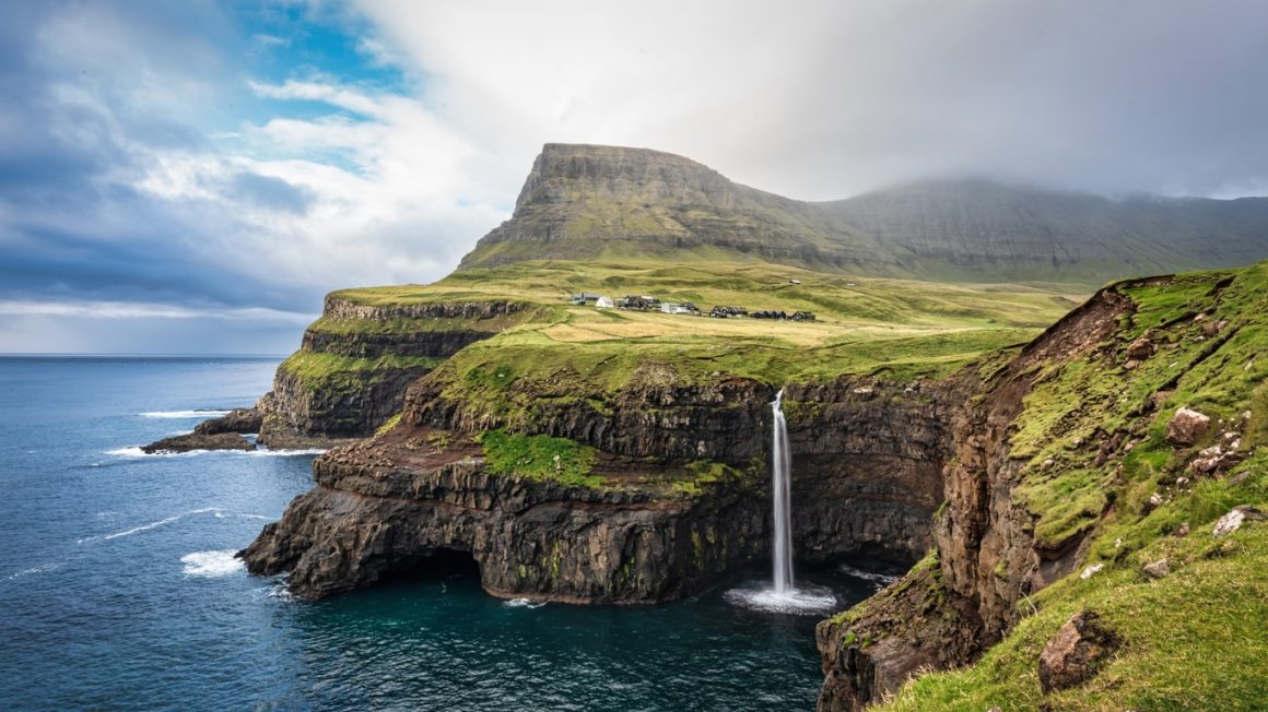 Gásadalur, Vágar