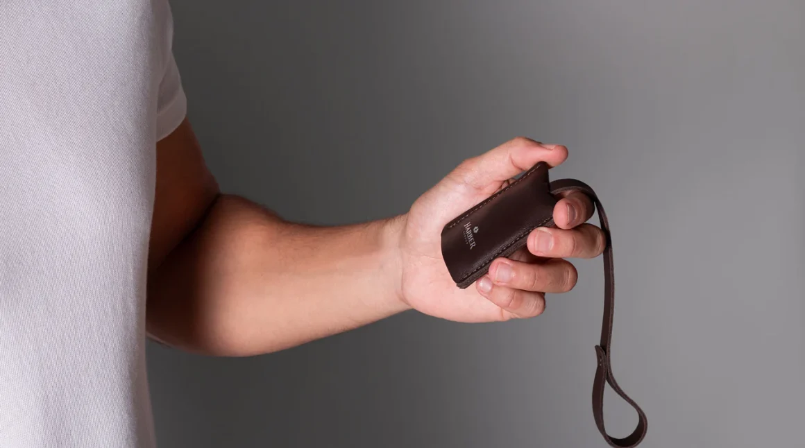 Luggage Tag For AirTag