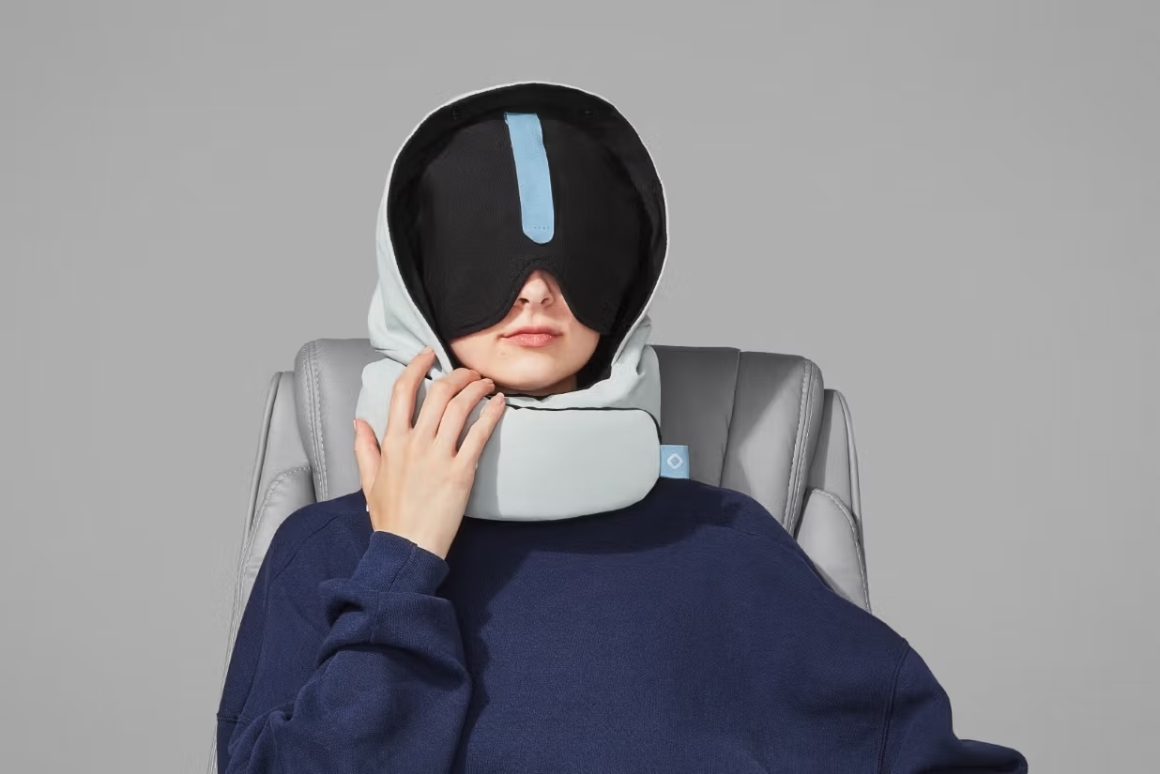 Best Long-Haul Flight Gadgets to Survive: PLUTO POD Travel Pillow