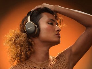 Noise-Cancelling Headphones