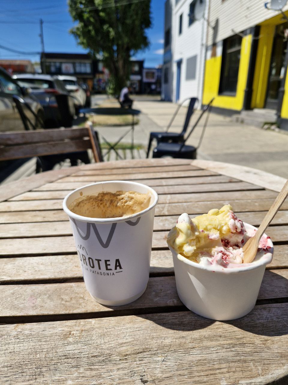 Мороженое в Пуэрто Наталесе