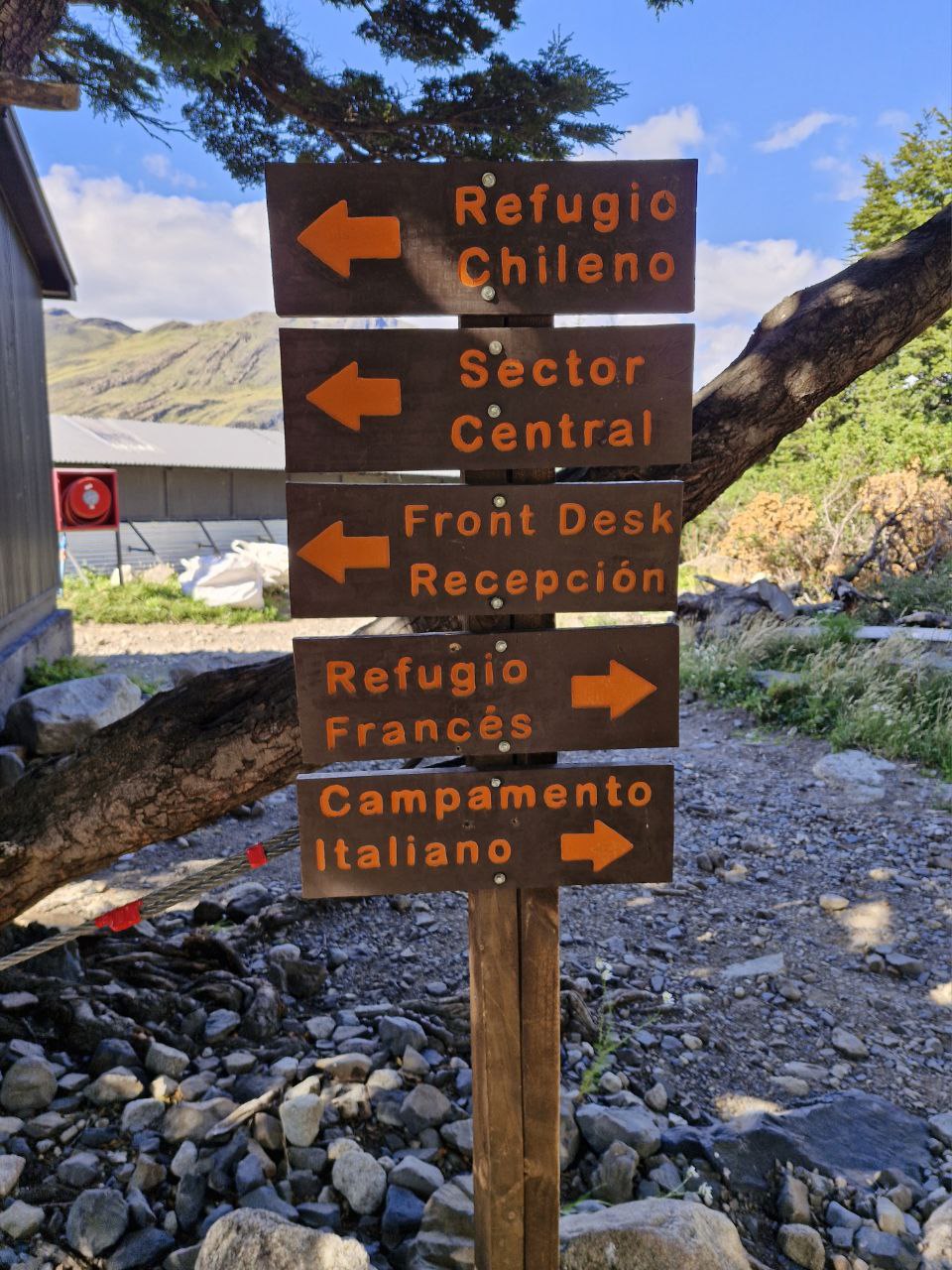 W-track Patagonia Chile