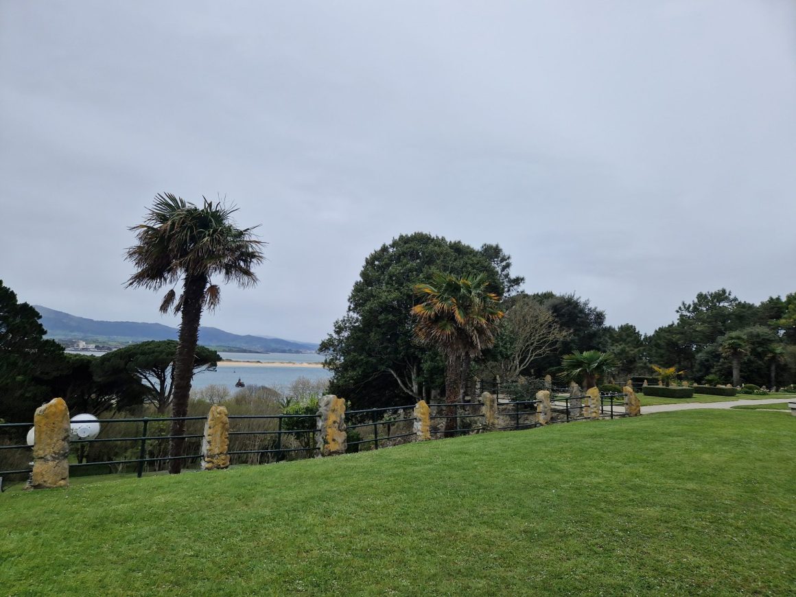 Magdalena Palace, seals, and penguins