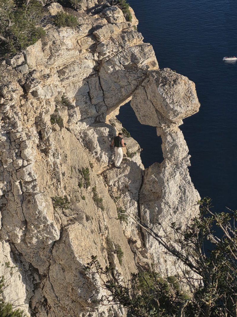 hiking with app trails
