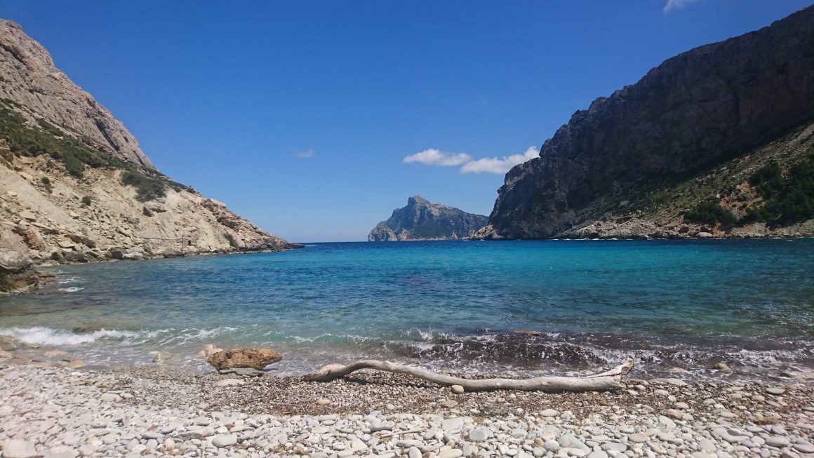 Mallorca Port De Soller and adult only retreats