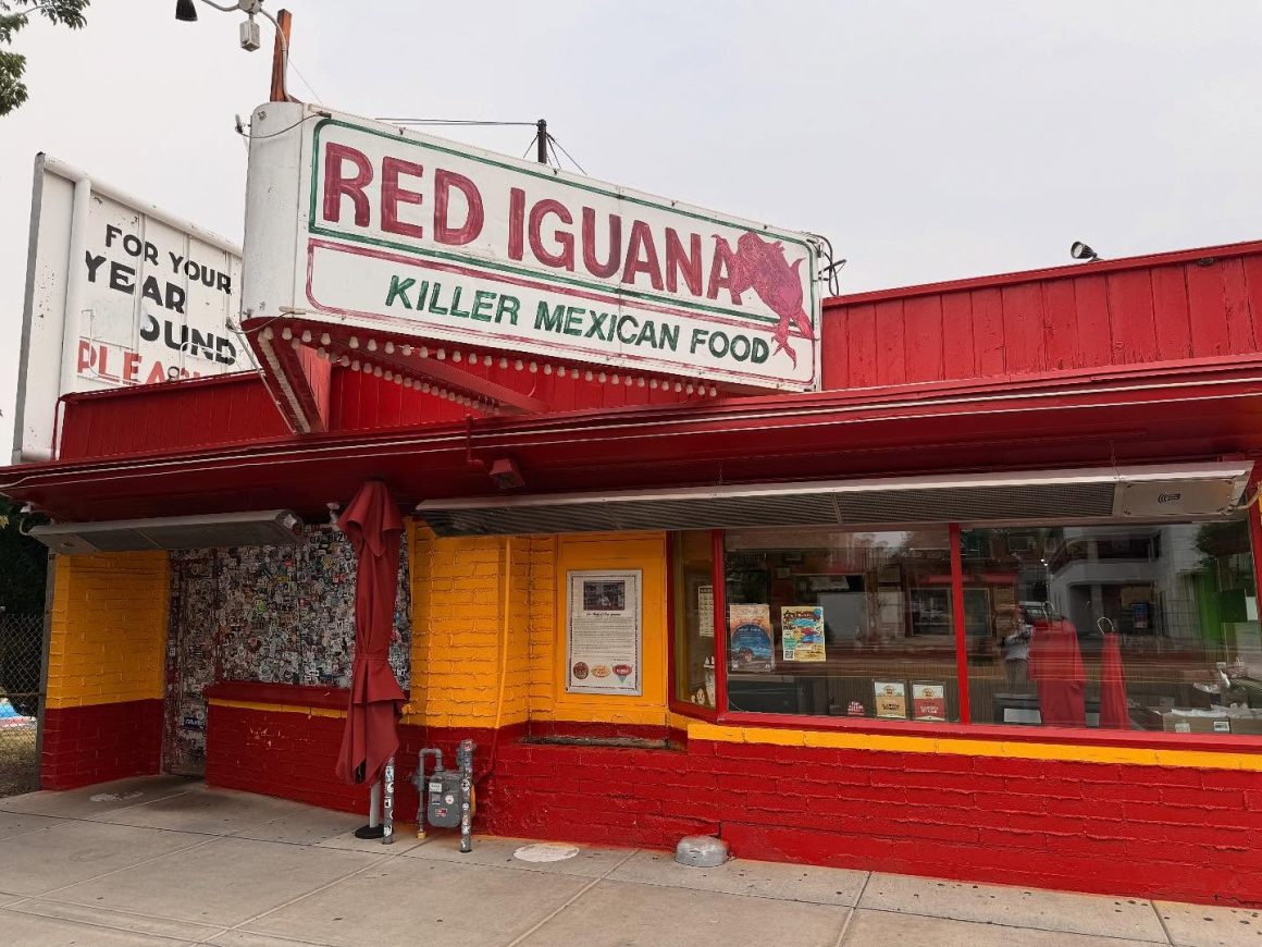 Red Iguana Restaurant﻿
