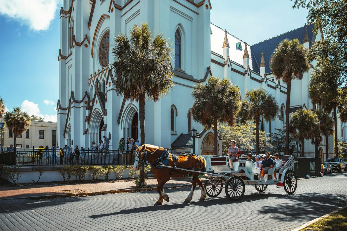 Savannah Historic District horse tour