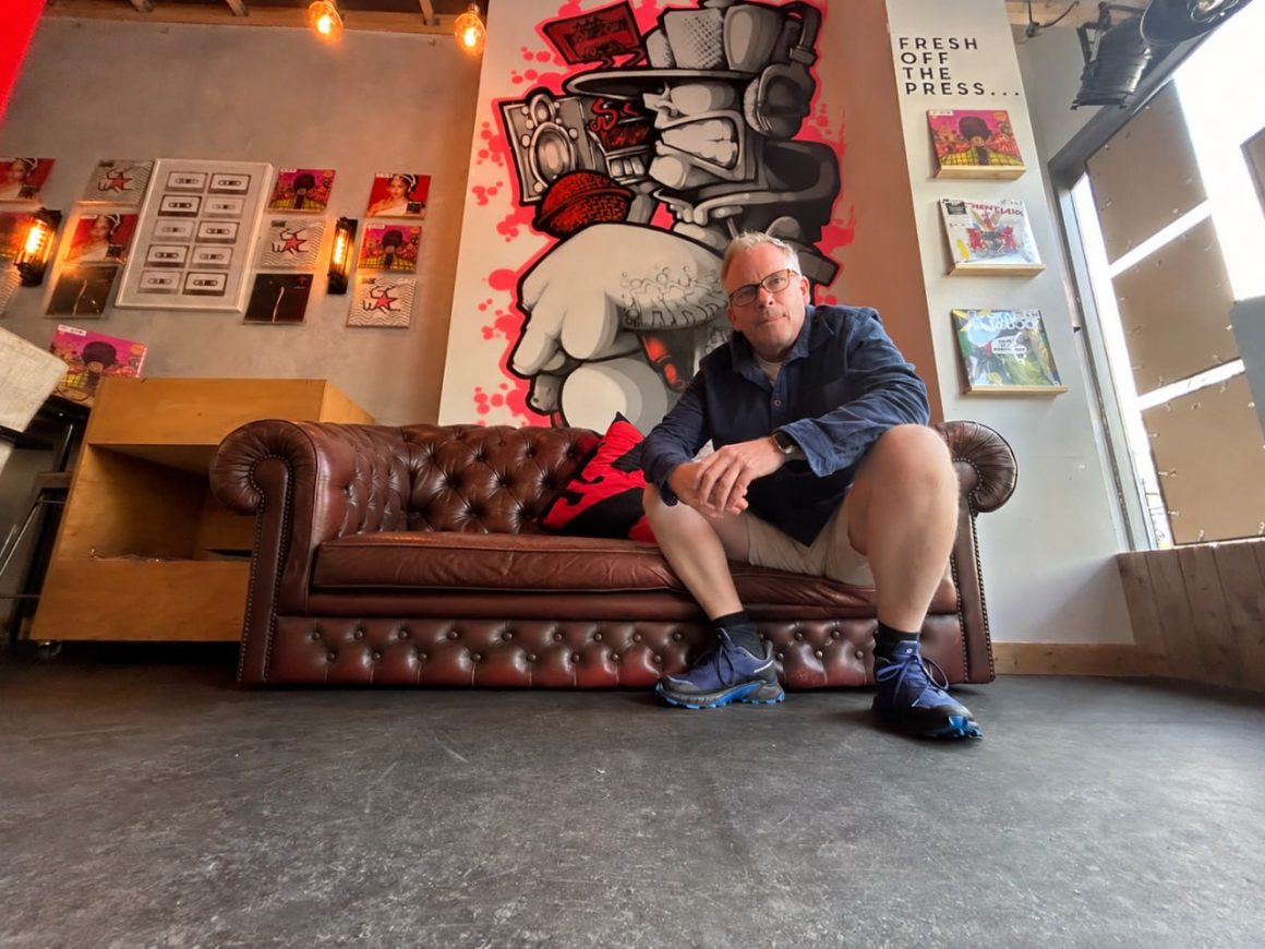Rafi Mercer, Track & Tales