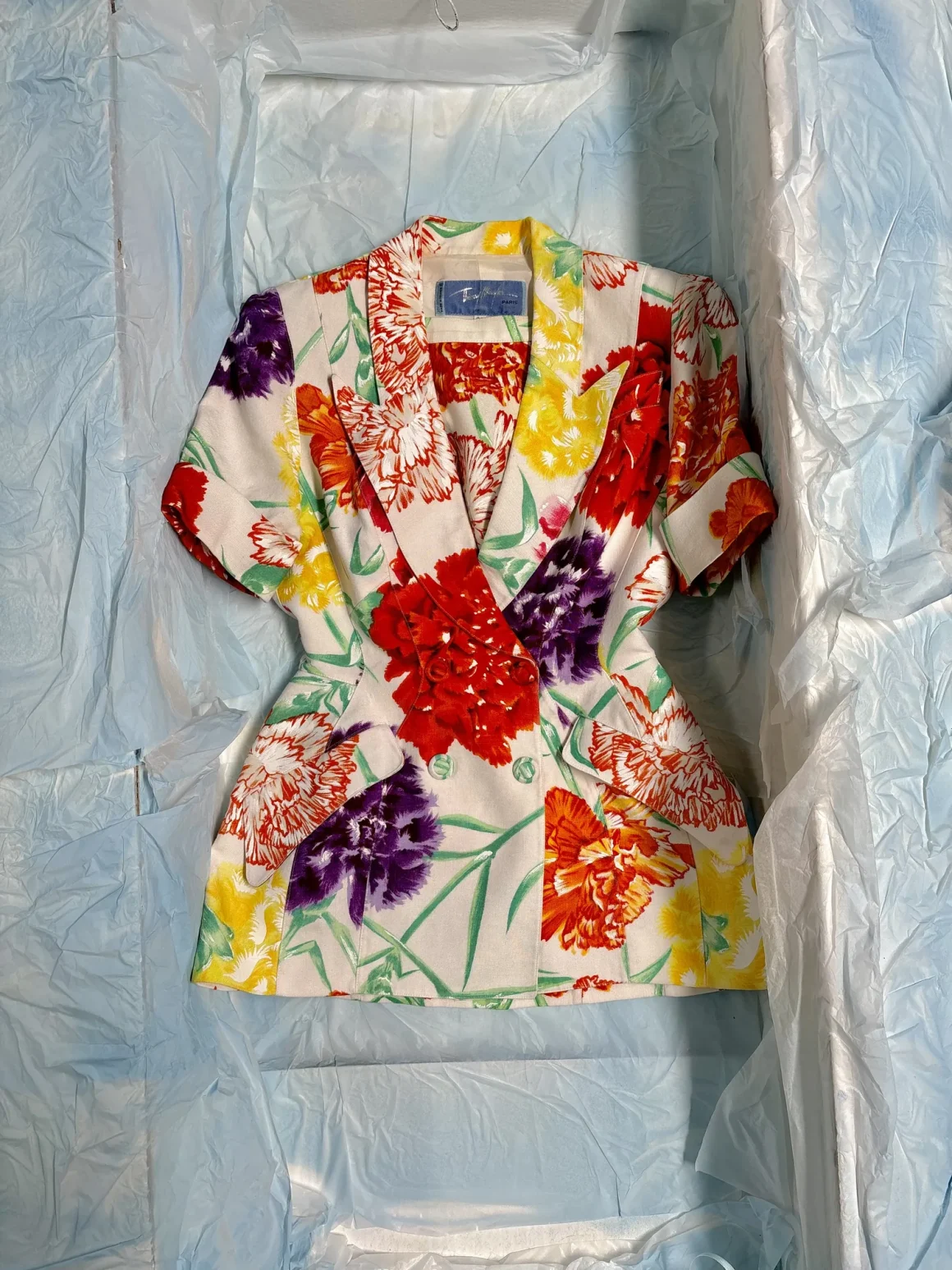 "thierry-mugler-carnation-print-jacket-archive-tissue"